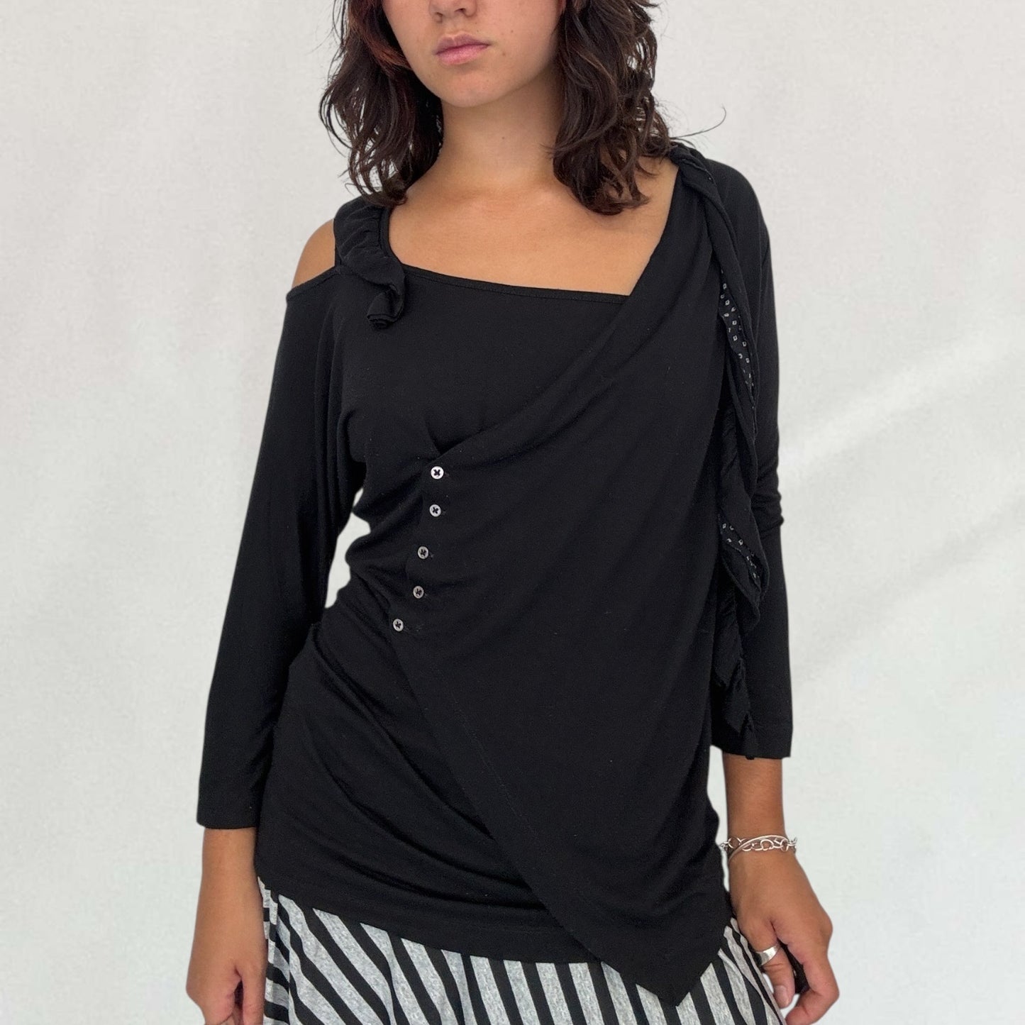 Cop Copine asymmetric top