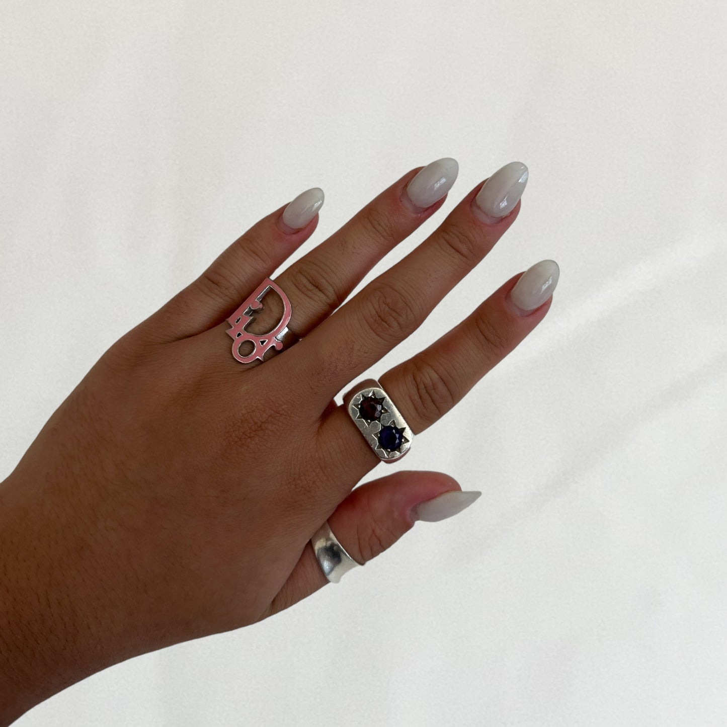 Dior logo ring