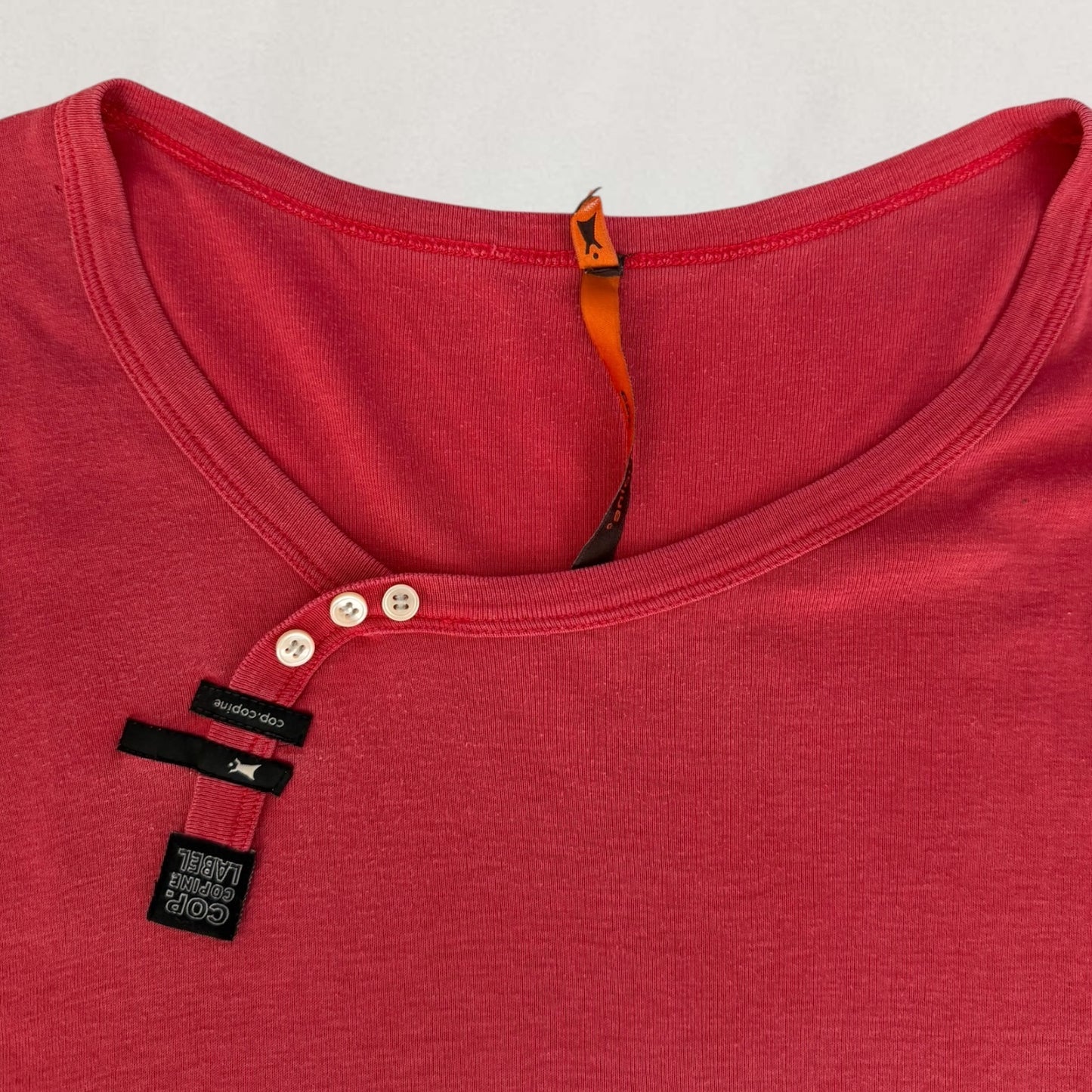 Cop Copine asymmetric top