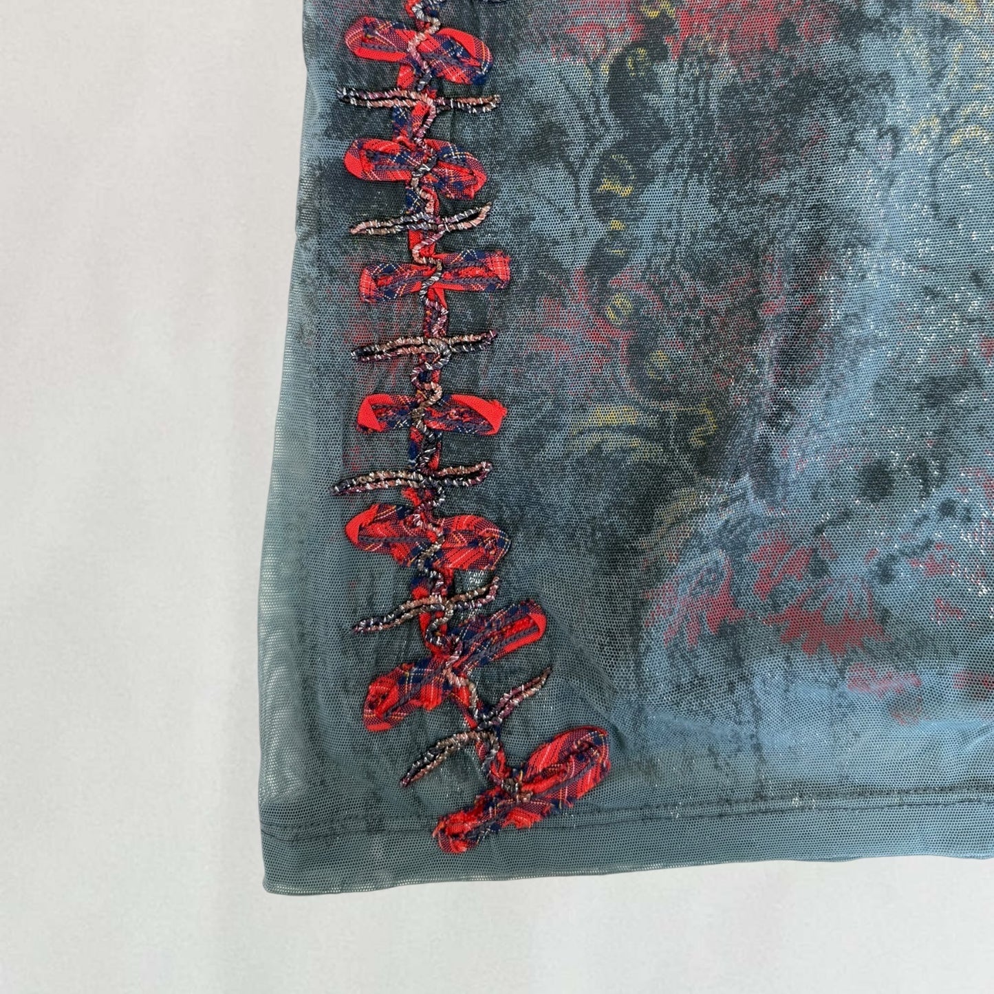 Save The Queen V-neck vest