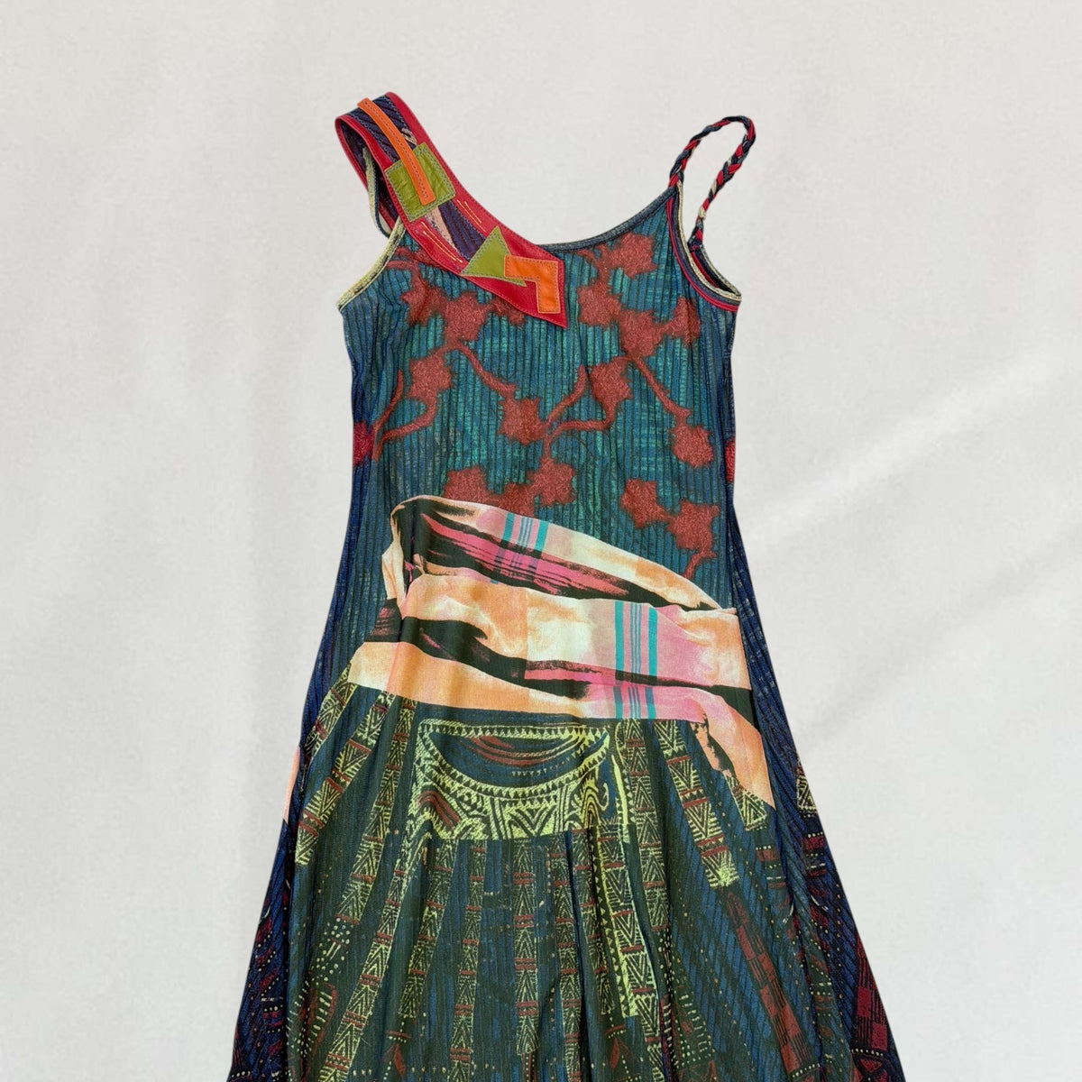 Save The Queen maxi dress