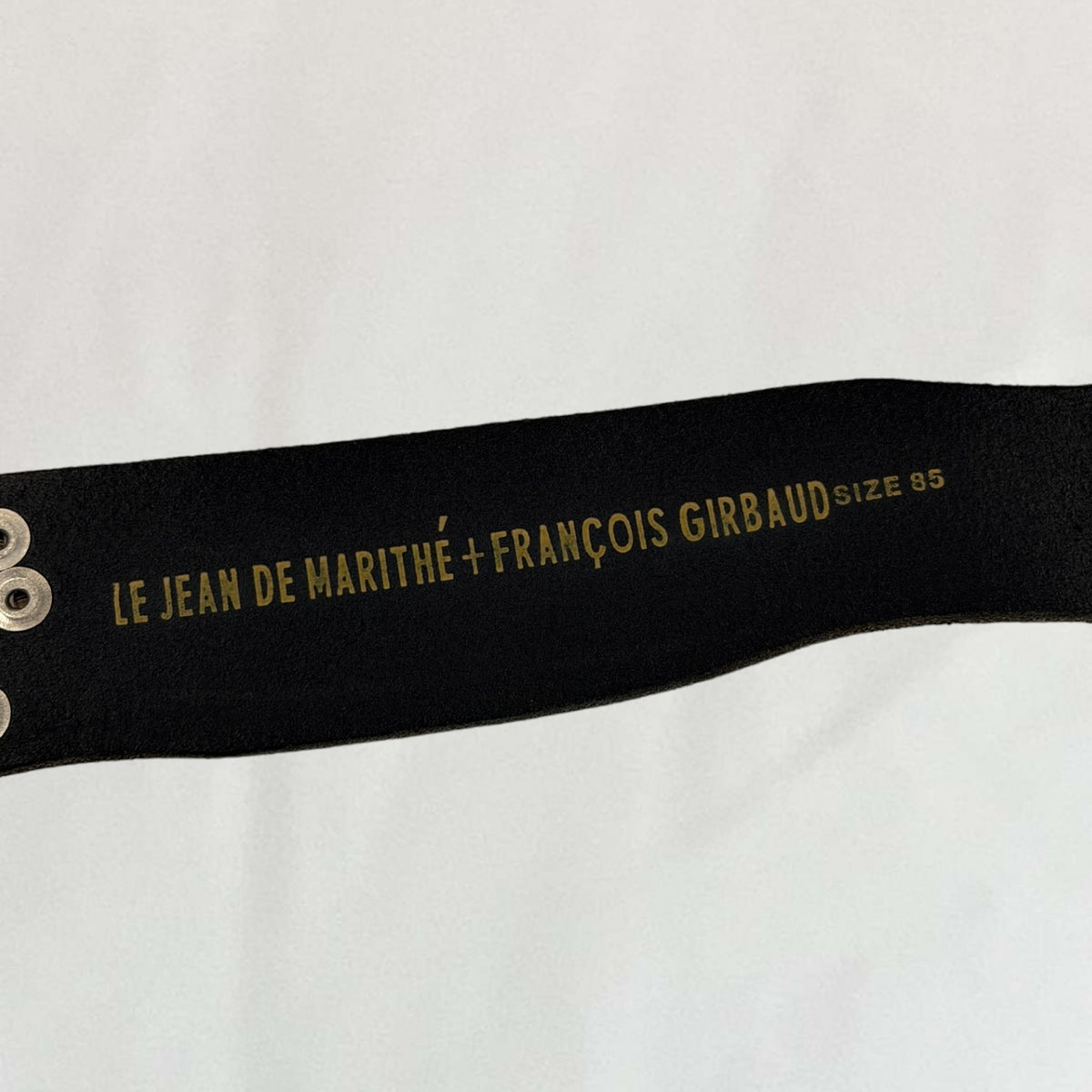 Marithé + François Girbaud grommet belt