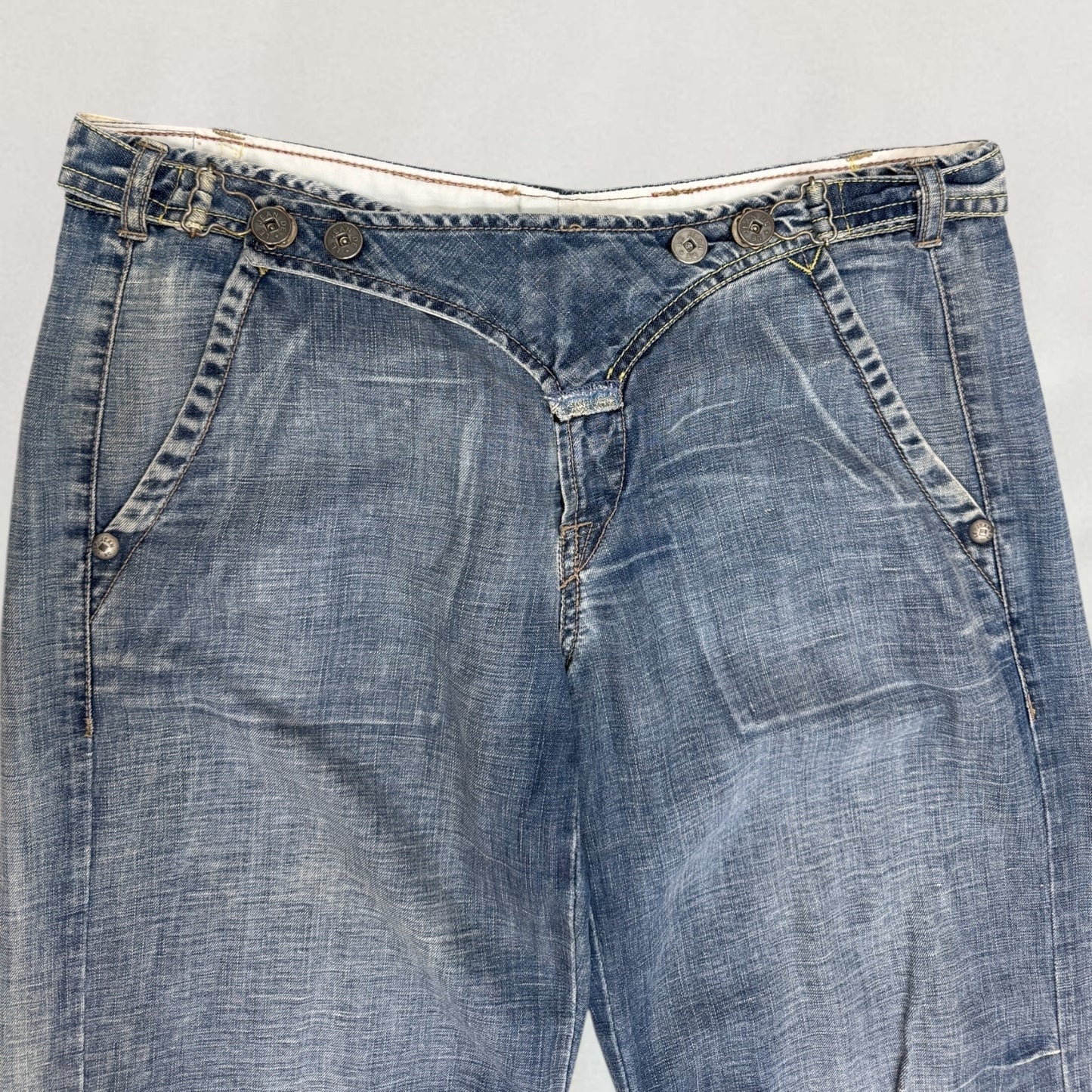 Marithé + François Girbaud buckle jeans