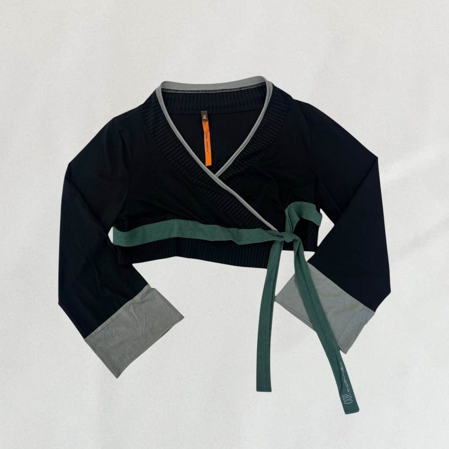 Cop Copine wrap bolero