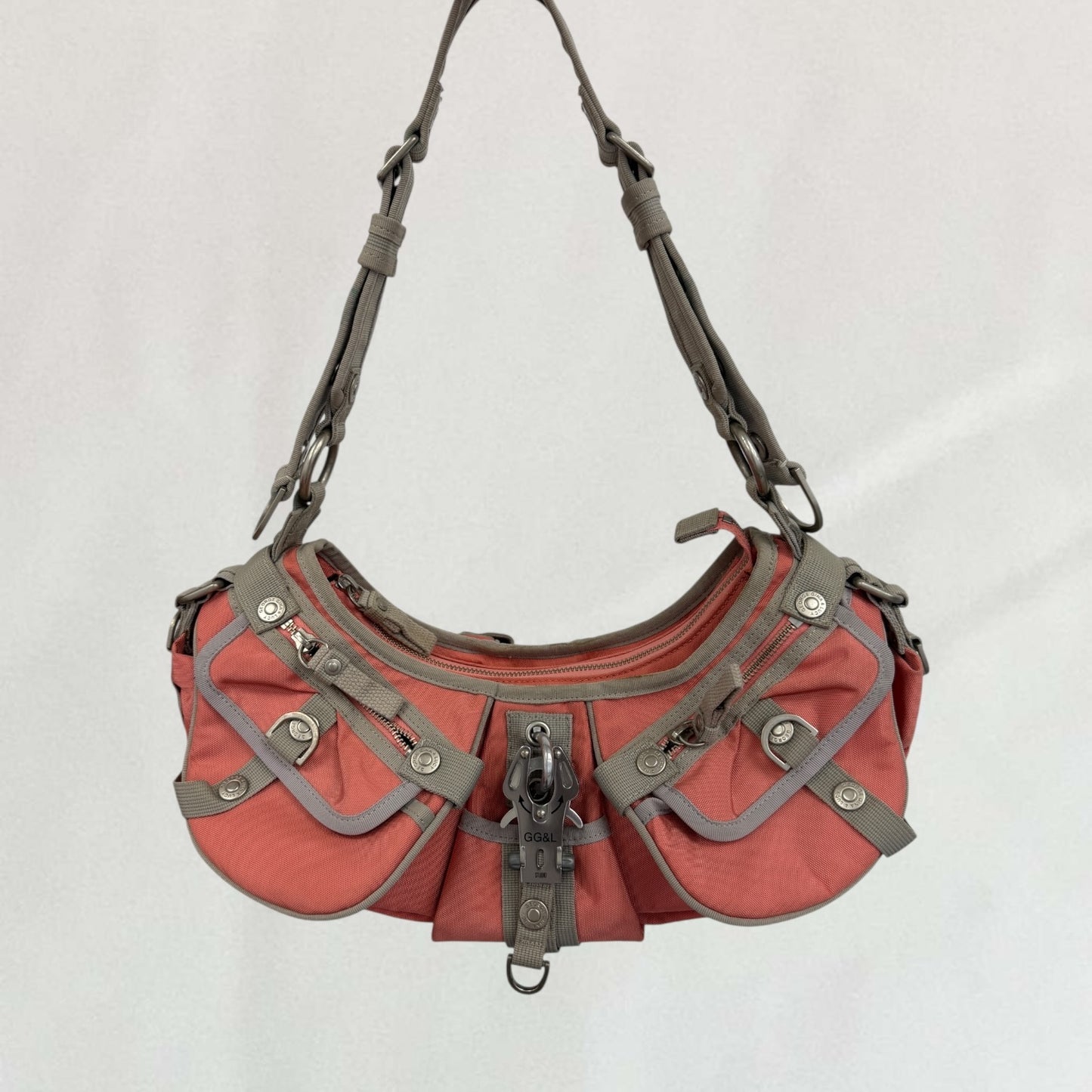 George Gina and Lucy shoulder bag