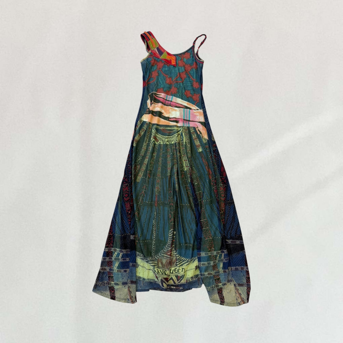 Save The Queen maxi dress