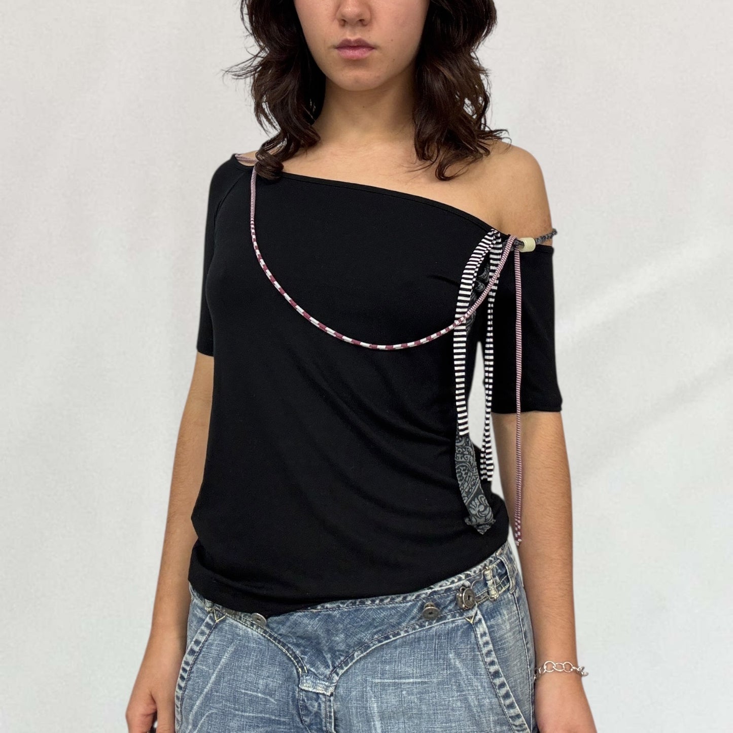 Cop Copine string detail T-shirt