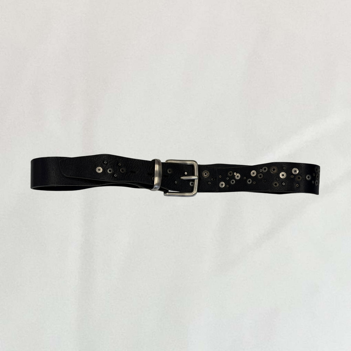Marithé + François Girbaud grommet belt