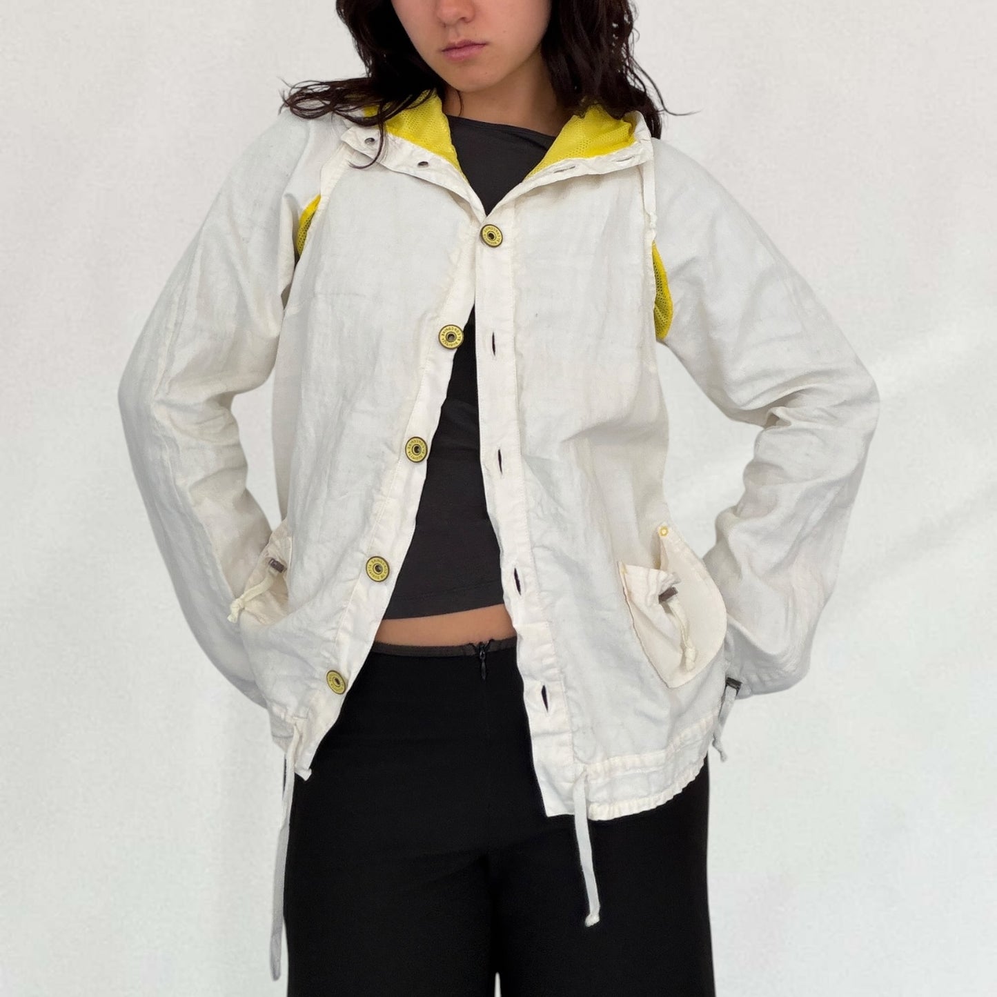 Cop Copine yellow jacket